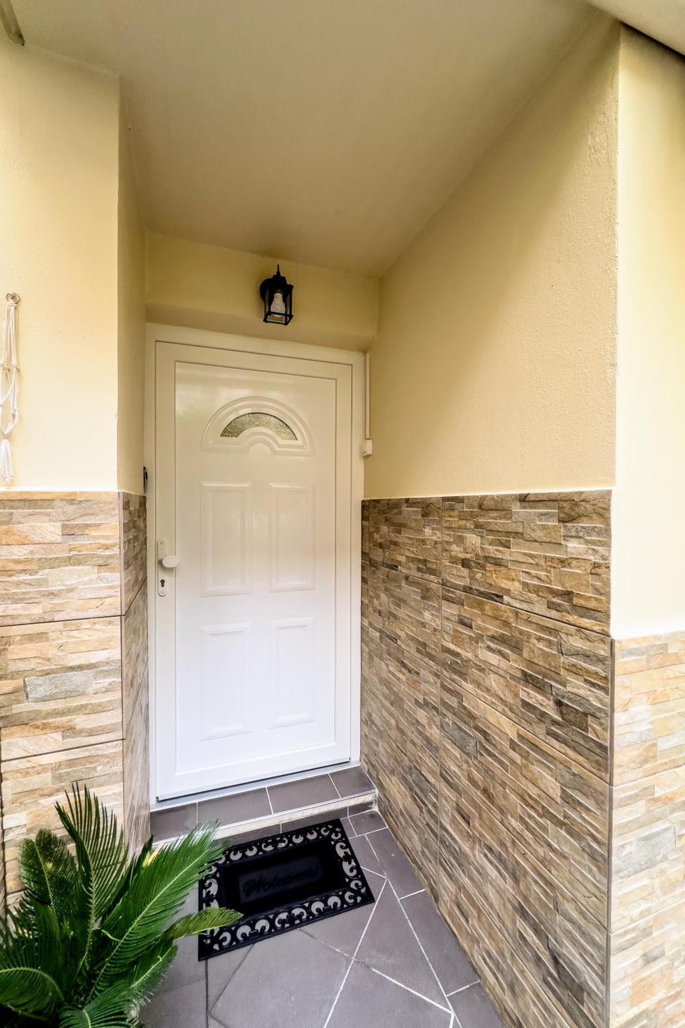 Νόστος Στο Κέντρο Των Ιωαννίνων Appartement Ioannina Buitenkant foto